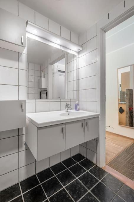 Cozy Cove At Solsiden - 2Br Familyfriendly Apartment Trondheim Luaran gambar